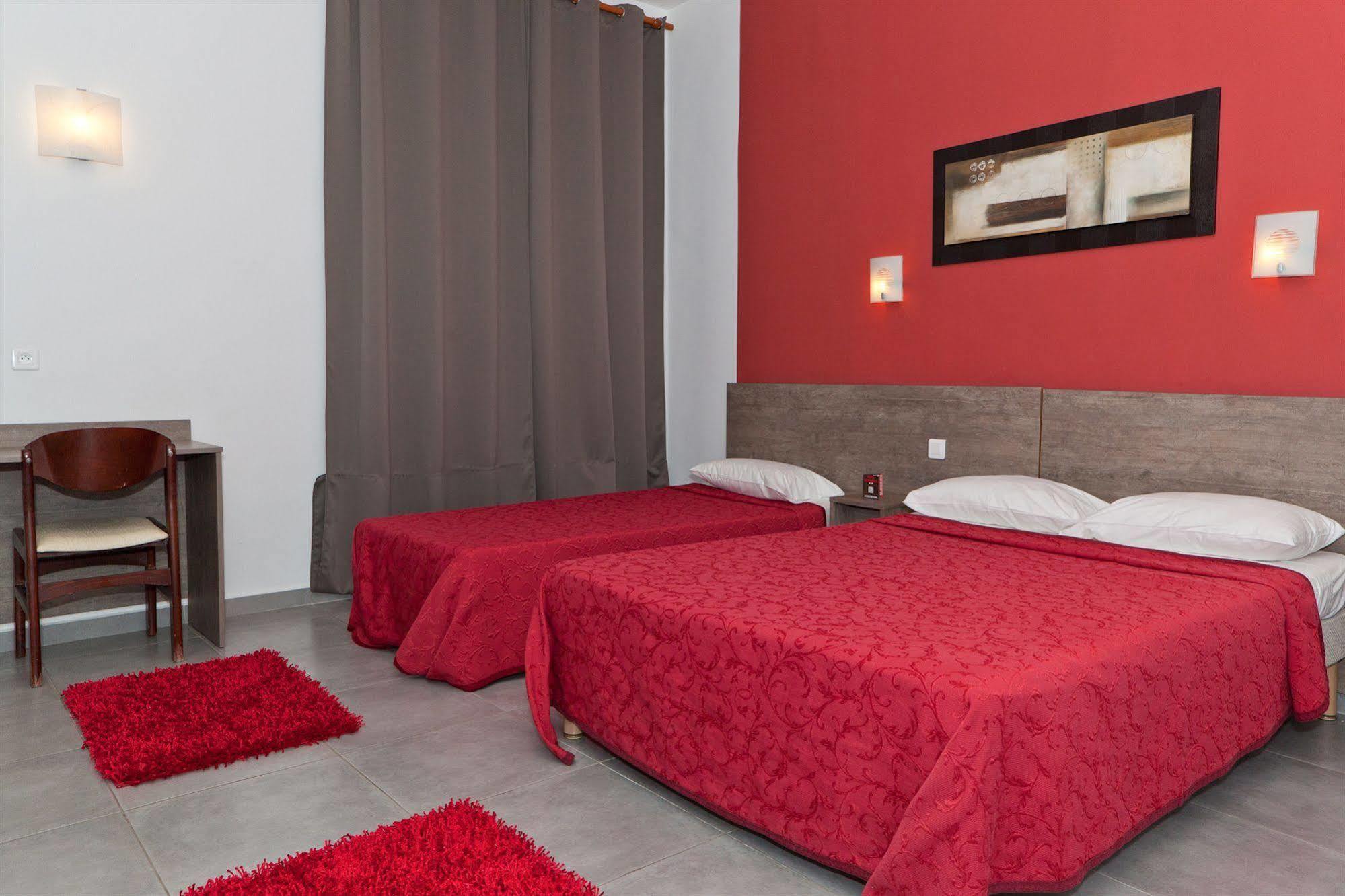 Riviera Hotel