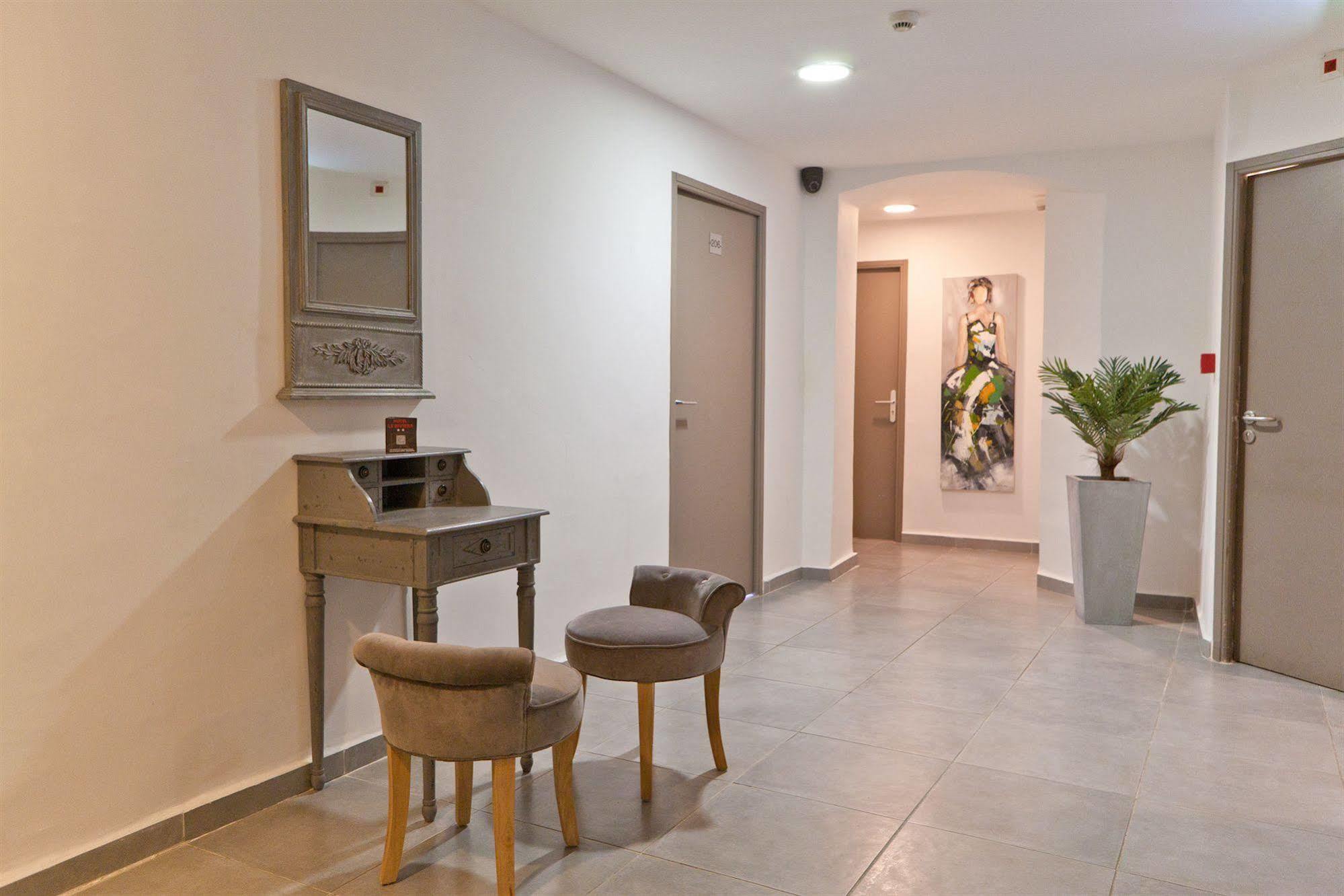 Riviera Hotel 2*